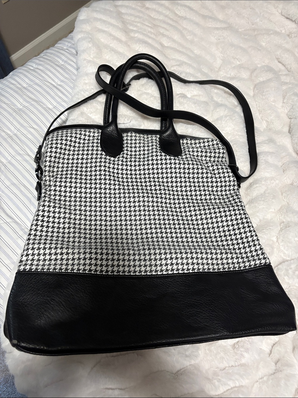 Black & White Houndstooth Tote with Black Trim